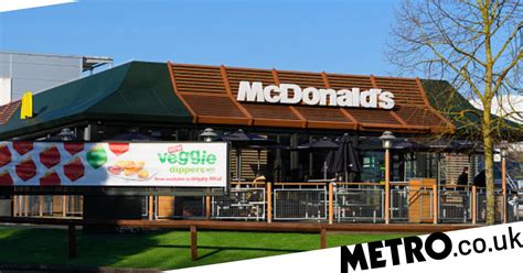 mcdonald's opening hours easter